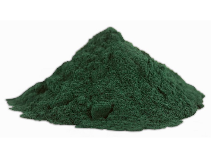 Spirulina green alga powder
